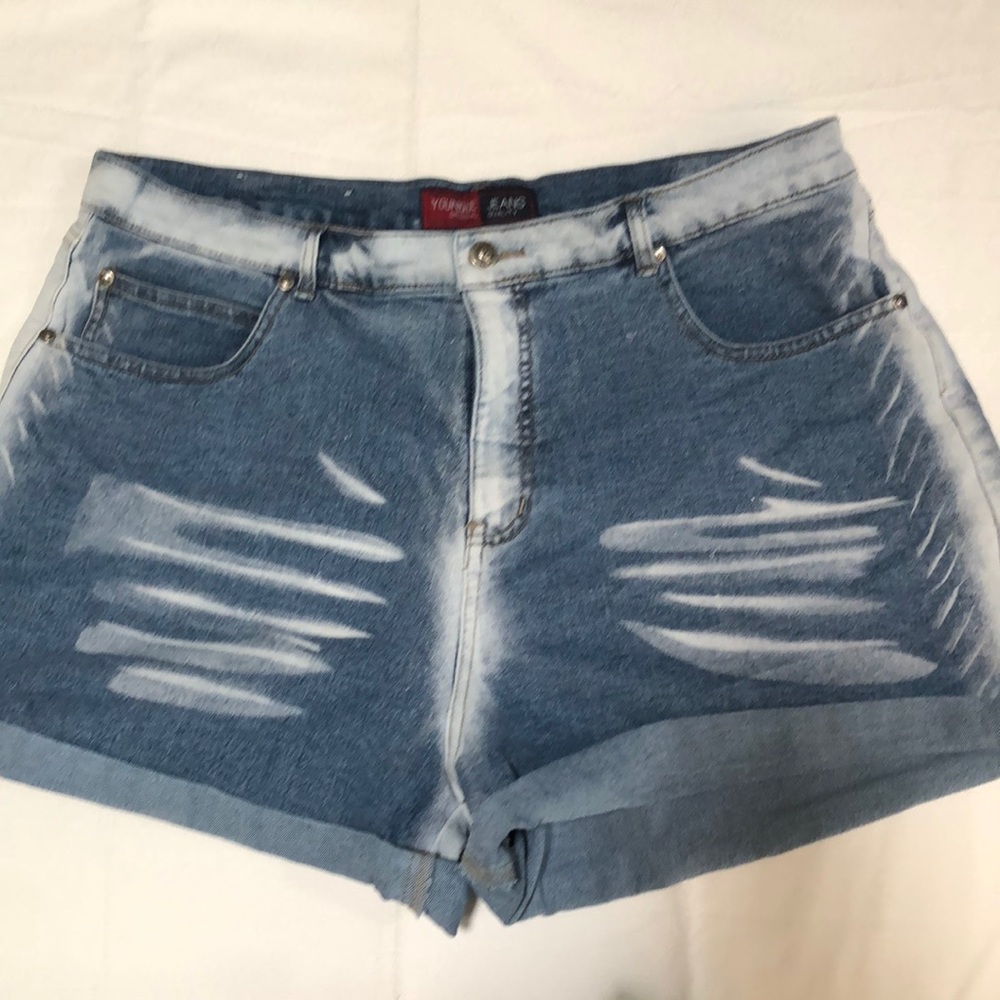 Younique Jean shorts. Size 18